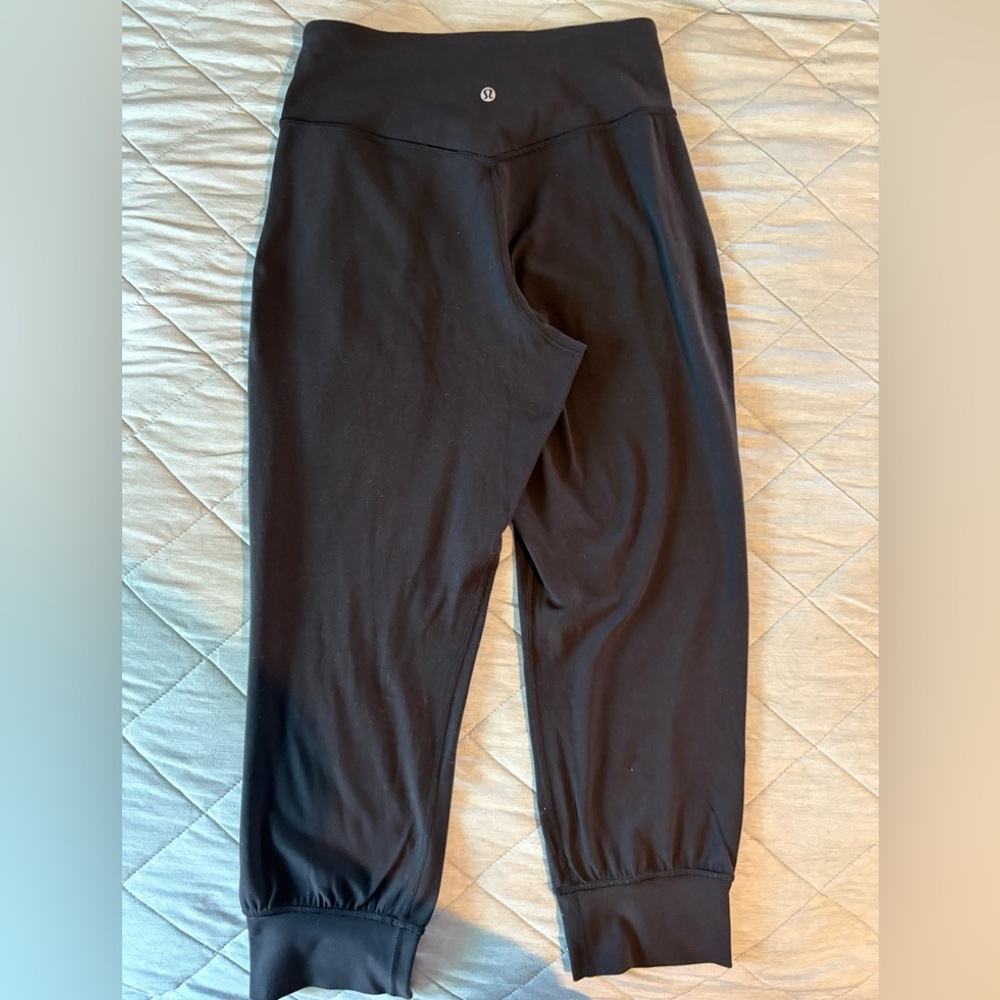 lululemon Align cropped Joggers